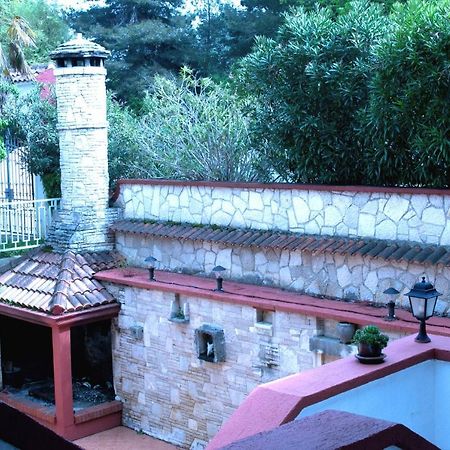 Bed and Breakfast Vila Albatros Ровинь Экстерьер фото