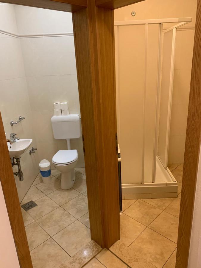 Bed and Breakfast Vila Albatros Ровинь Экстерьер фото