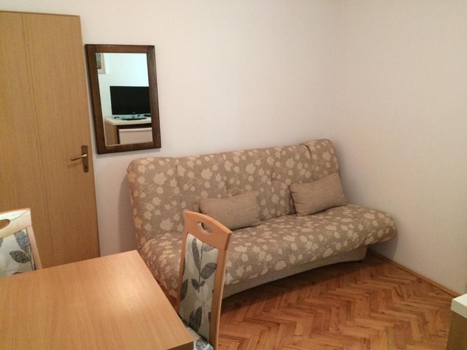 Bed and Breakfast Vila Albatros Ровинь Экстерьер фото